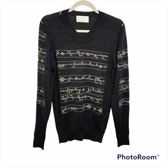 Like NEW Miharayasuhiro Grey Distressed Wool V Neck  Sweater Size Small O13 - Picture 1 of 7